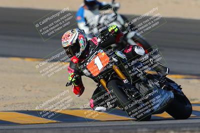 media/Dec-18-2022-SoCal Trackdays (Sun) [[8099a50955]]/Turn 10 (140pm)/